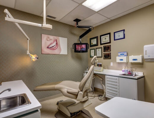 Signal Hill Dental Centre